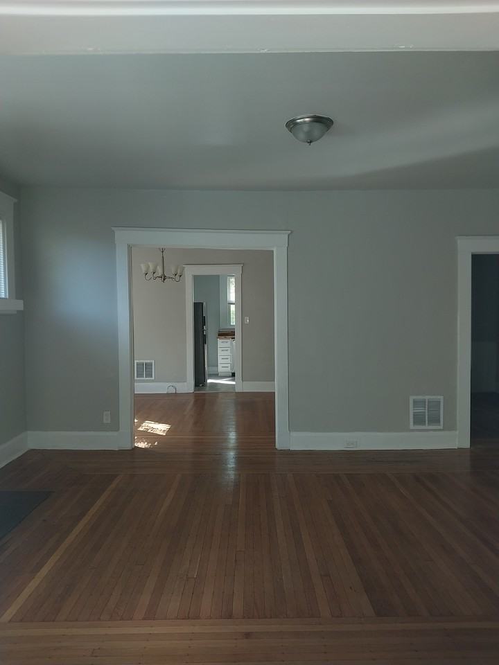 649 Glenwood Ave #0 - Photo 5 of 24