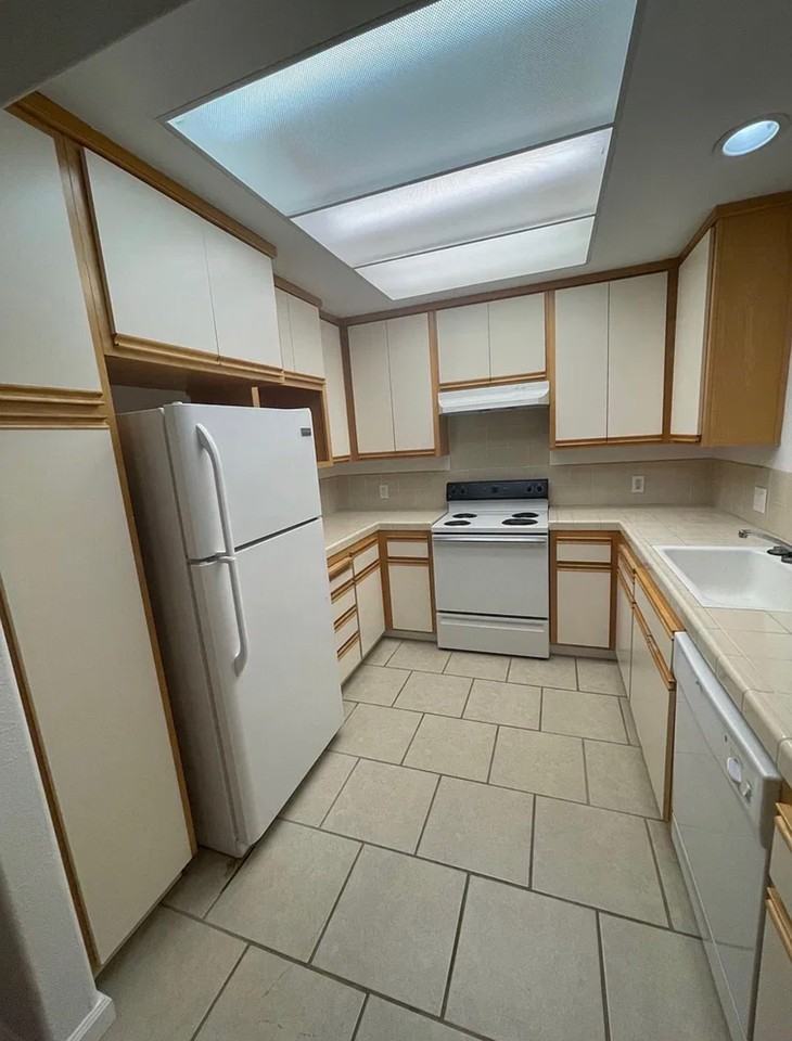 225 E Taylor St #6 - Photo 2 of 21