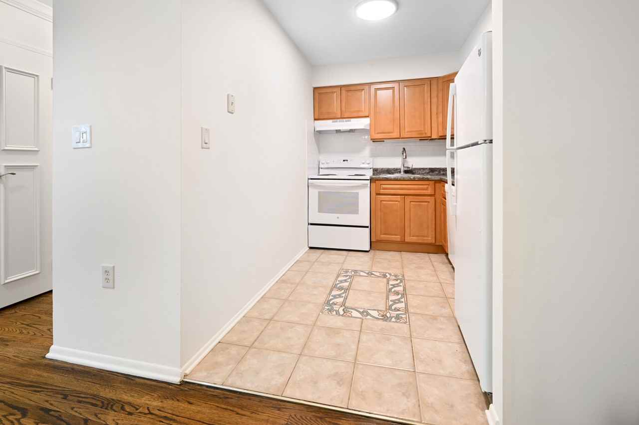 12 Brookside Ave #16 - Photo 5 of 6