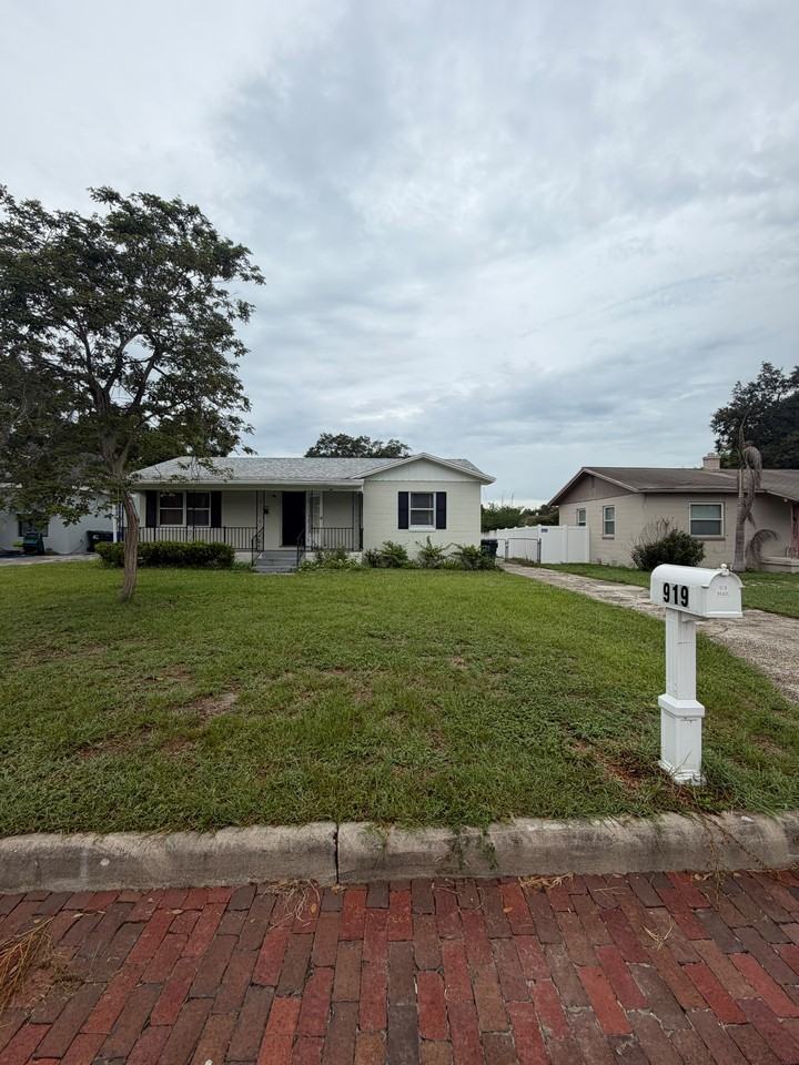 919 Clearview Ave #NA - Photo 2 of 13