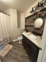 featured image of 917 La Salle Cir #NA