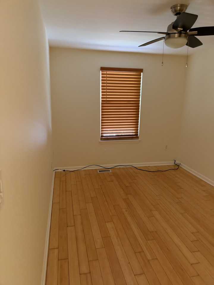 1009 Red Lion Ct #1009 - Photo 5 of 8