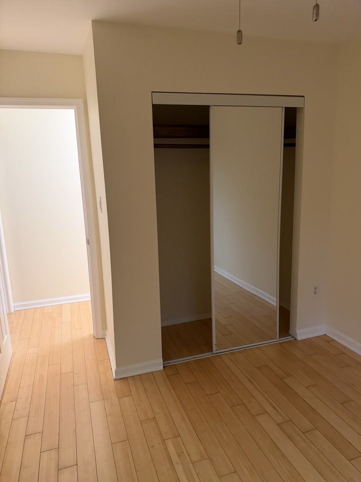 1009 Red Lion Ct #1009 - Photo 7 of 8