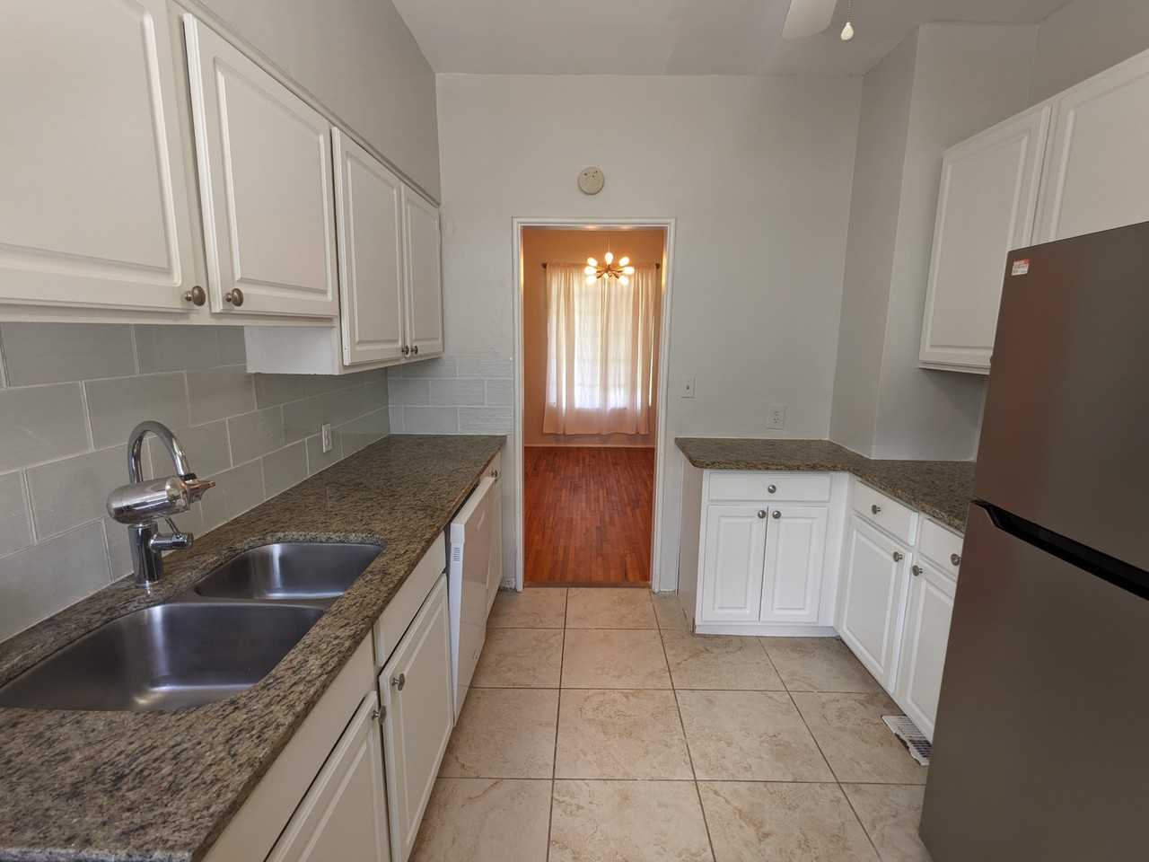 2721 Woodland Hills Ave #NA - Photo 5 of 10