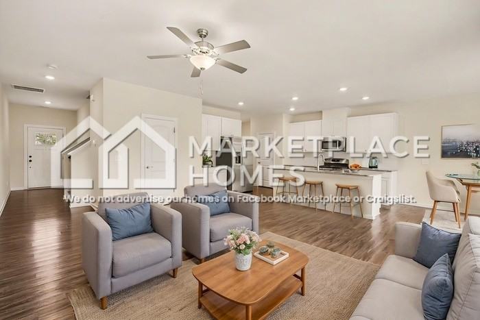 1238 Alston Ridge Ct - Photo 6 of 31