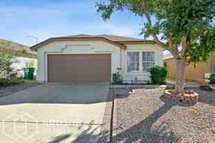 2645 N Saffron Cir - Photo 1 of 1
