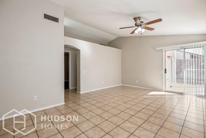 2645 N Saffron Cir - Photo 6 of 31