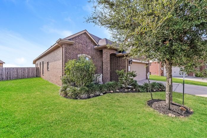 3034 Emily Vista Ln - Photo 2 of 20