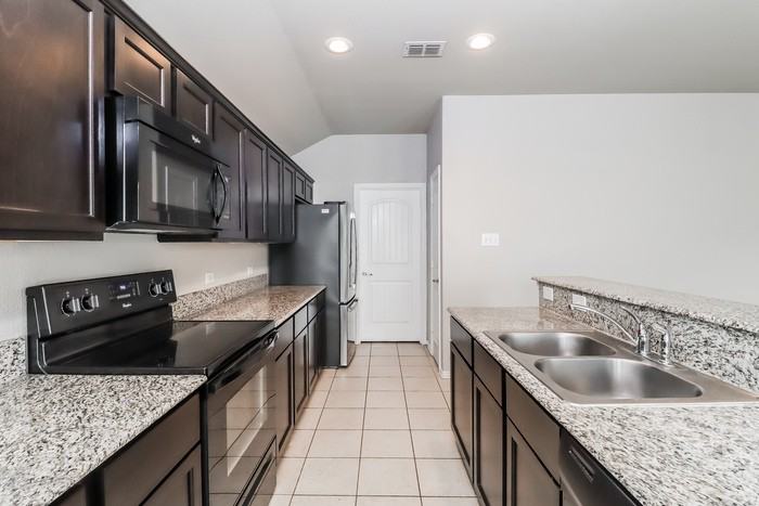 9149 Abaco Way - Photo 7 of 16