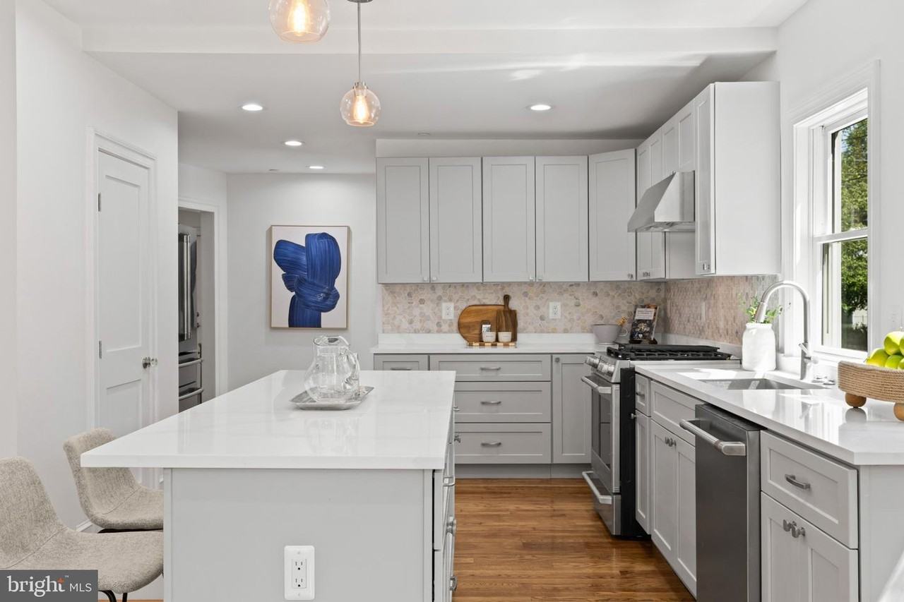 401 Jefferson St #NA - Photo 5 of 18