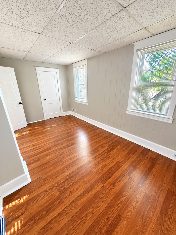 4736 Heidelberg Ave - Photo 5 of 5