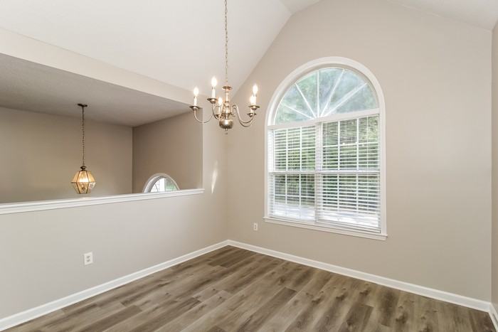 764 Crystal Bay Rd - Photo 6 of 17