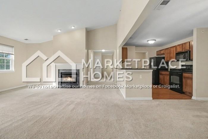 9484 Nature View Ln #16 - Photo 5 of 28