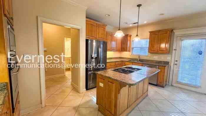 3 Chenay Dr - Photo 5 of 30