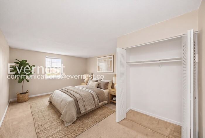 1301 Neelys Bend Rd - Photo 3 of 18
