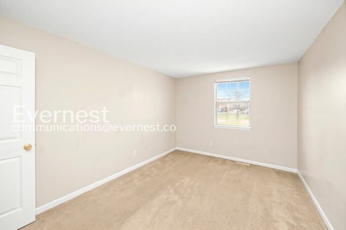 1301 Neelys Bend Rd - Photo 6 of 18