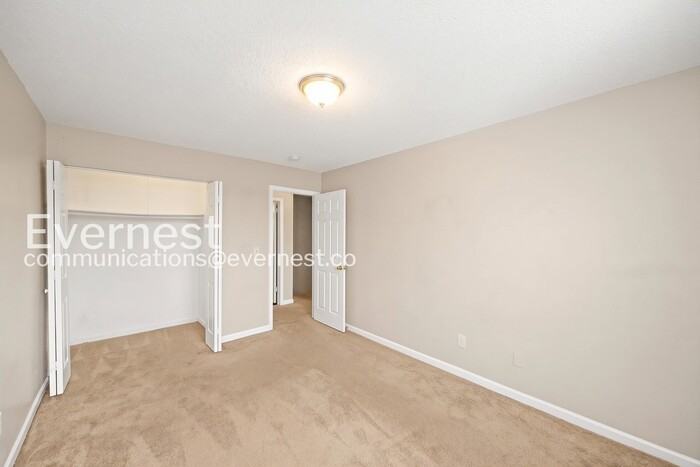 1301 Neelys Bend Rd - Photo 7 of 18