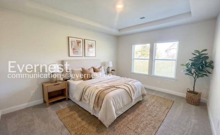 4597 Winslet Dr - Photo 4 of 28