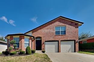 525 Berryhill Dr - Photo 1 of 1