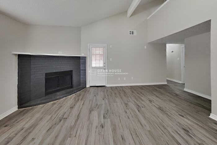 525 Berryhill Dr - Photo 6 of 20