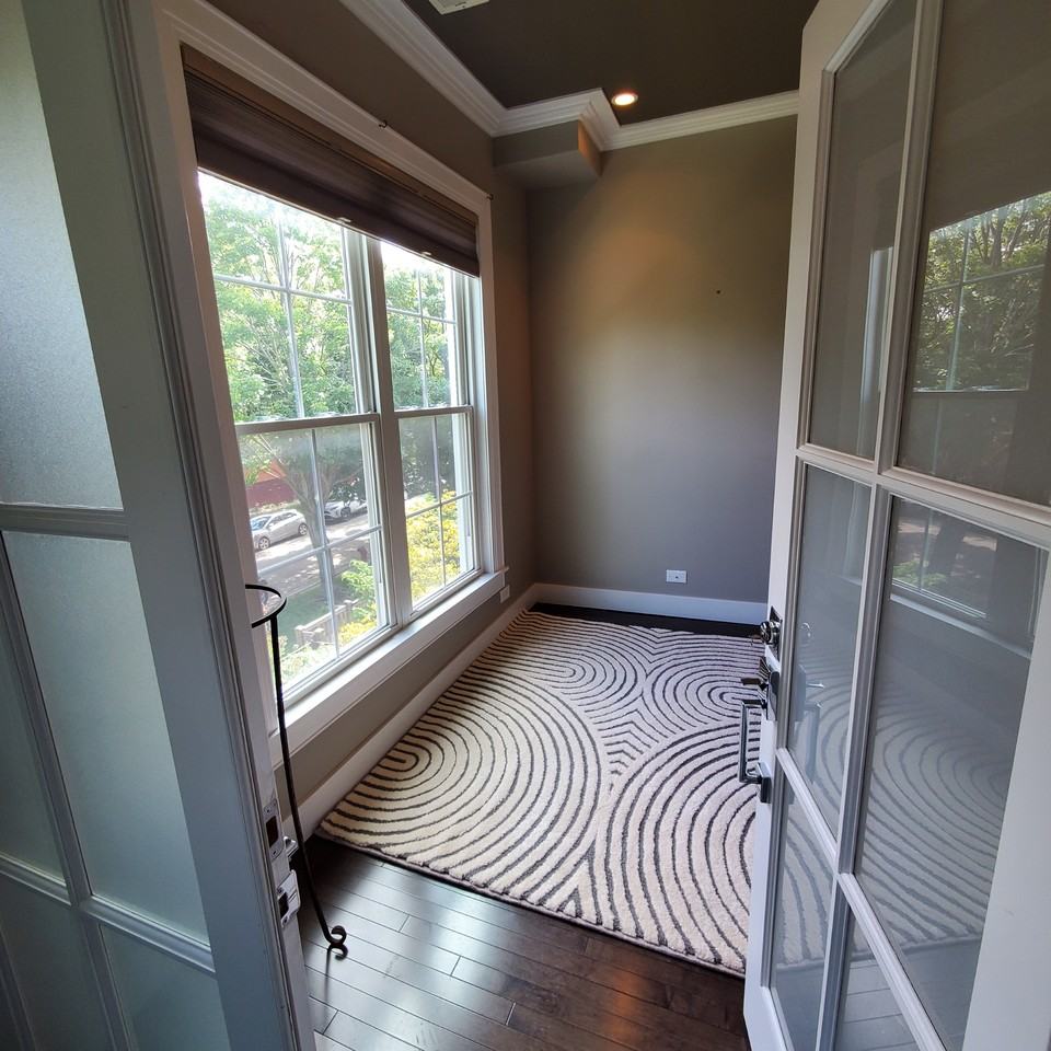 4704 N Kennicott Ave #2 - Photo 3 of 26