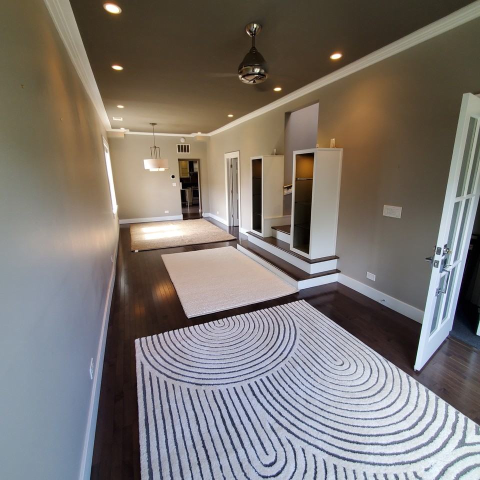 4704 N Kennicott Ave #2 - Photo 4 of 26