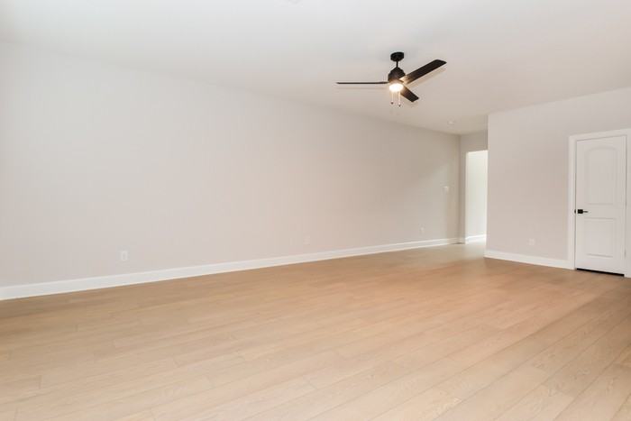 1202 Ginsburg Ln - Photo 6 of 17