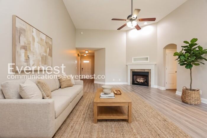 1148 Meachem Dr - Photo 4 of 22