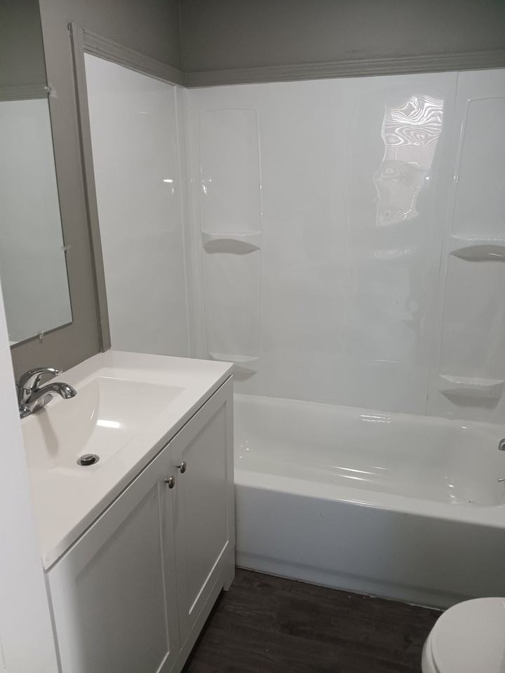 212 Summit St #1 - Photo 5 of 8