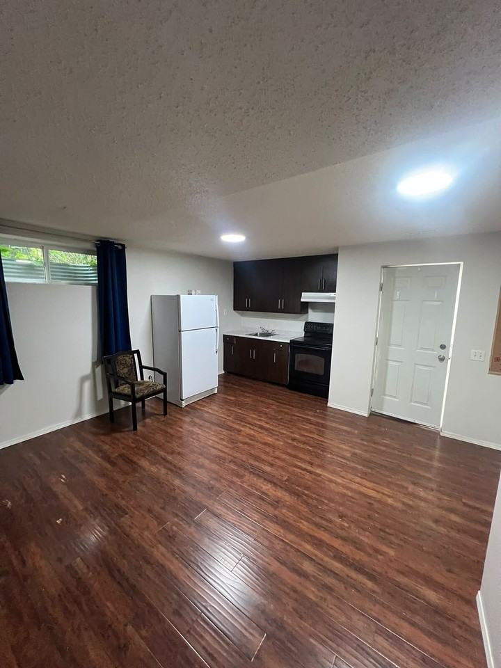 73 Saddlehorn Cres Ne - Photo 2 of 15