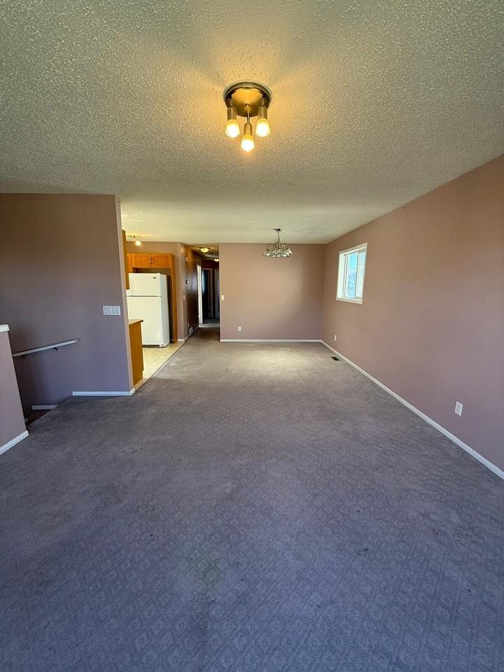 183 Taravista Dr Ne - Photo 4 of 33