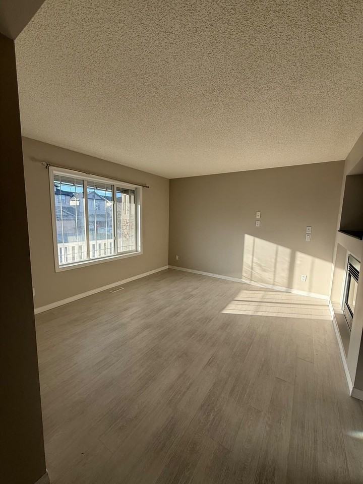 46 Bridlecrest Gdns Sw - Photo 7 of 39