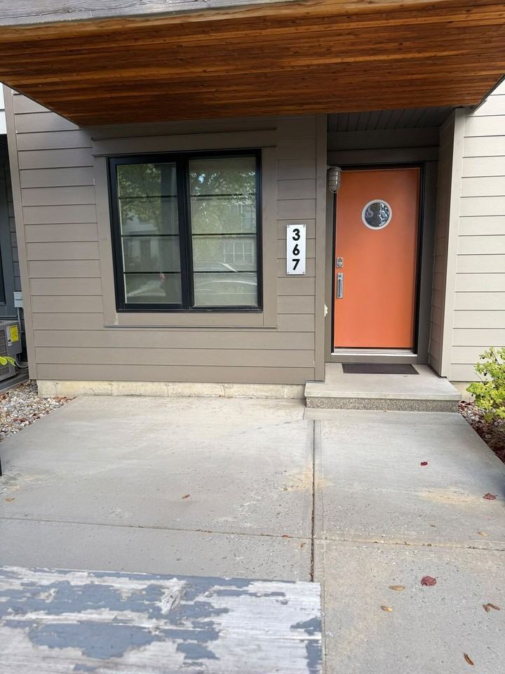 367 Walden Dr Se - Photo 3 of 32