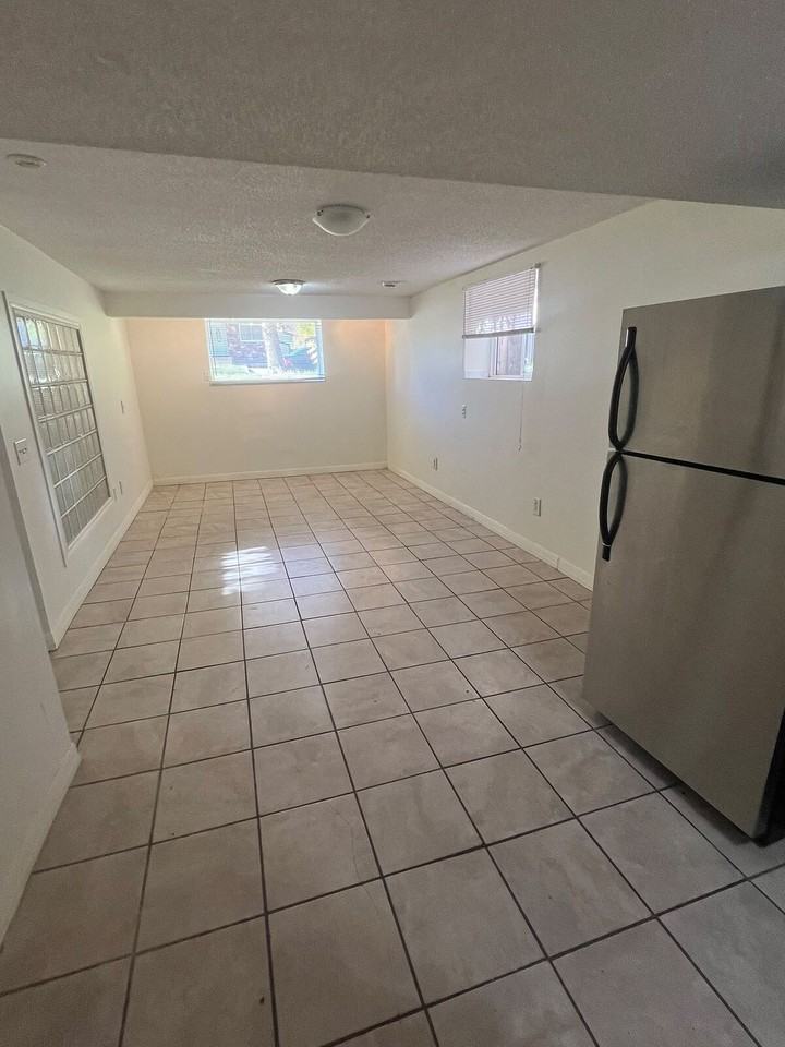 128 Whiteview Close Ne - Photo 6 of 15