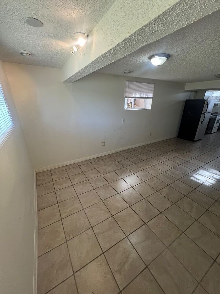 128 Whiteview Close Ne - Photo 7 of 15