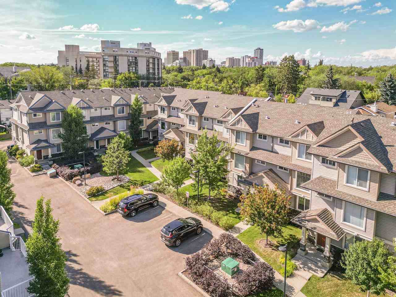 10738 76 Ave Nw - Photo 3 of 18
