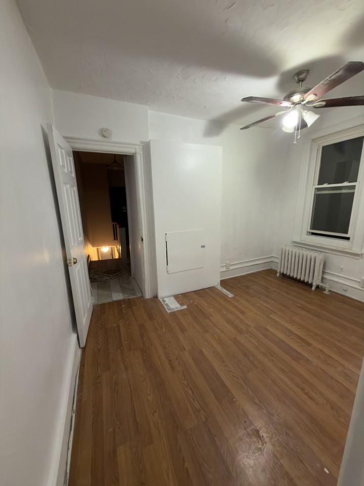 428 S 57th St #2APT2 - Photo 6 of 10