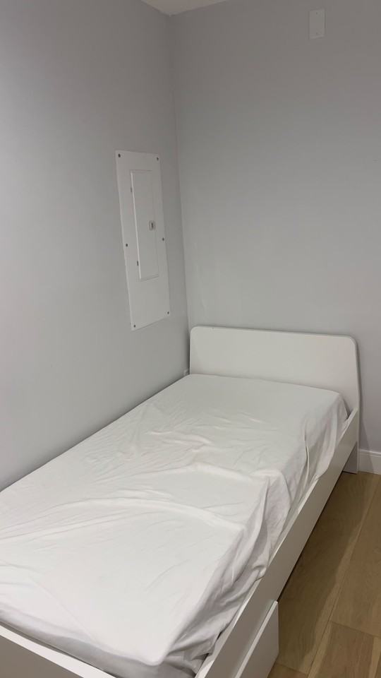 3431 Dundas Street - Photo 7 of 19