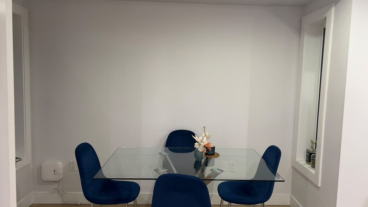 3431 Dundas Street - Photo 4 of 19
