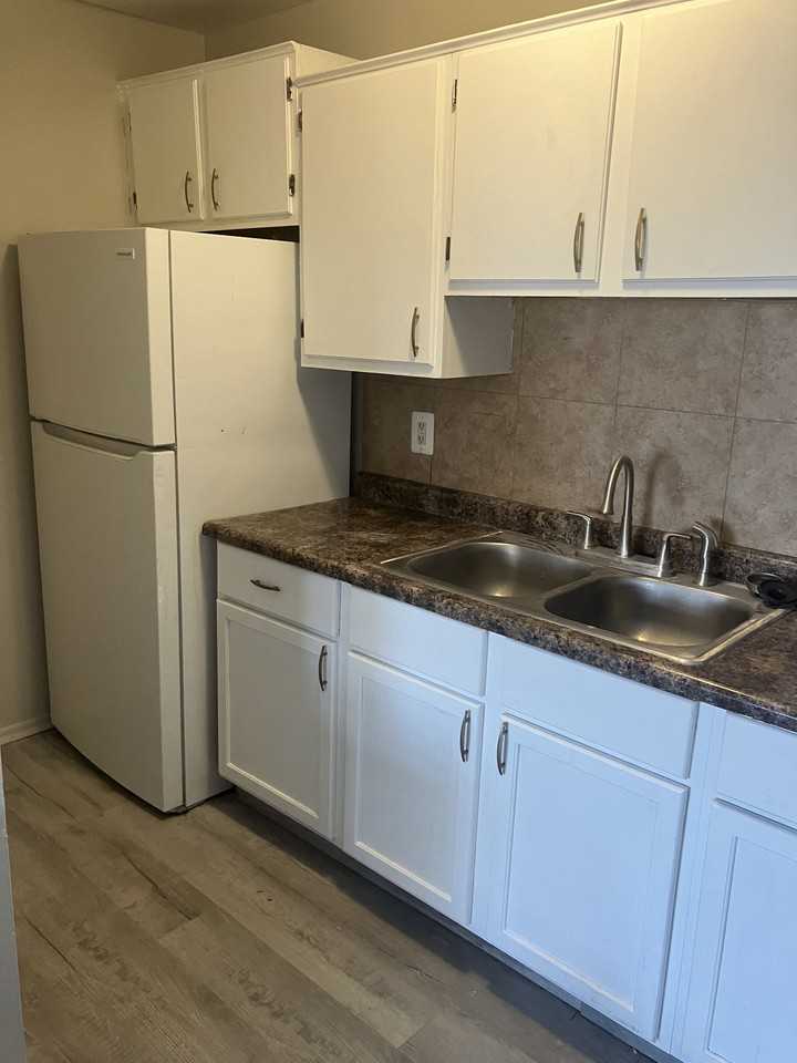 20490 Schaefer Hwy #107 - Photo 3 of 6