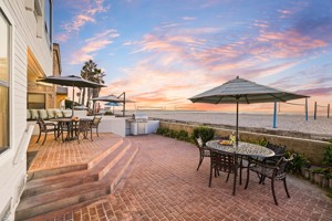 featured image of 2845 Ocean Front Walk #2845