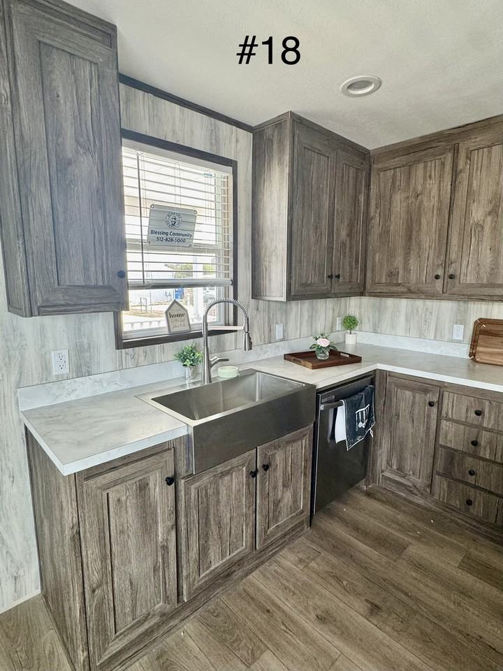 2504 County Road 172 #18 - Photo 5 of 22