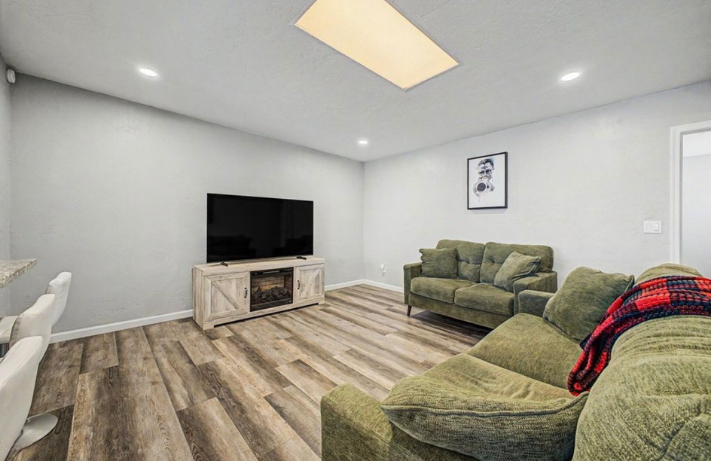 3249 S Serena Cir #NA - Photo 5 of 26