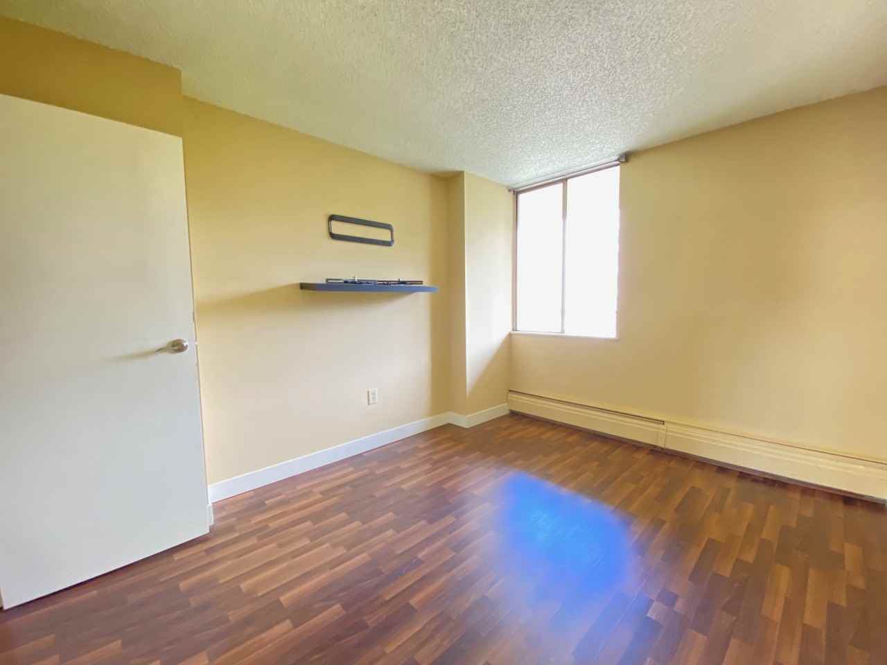 2004 Fullerton Avenue #1306 - Photo 5 of 9