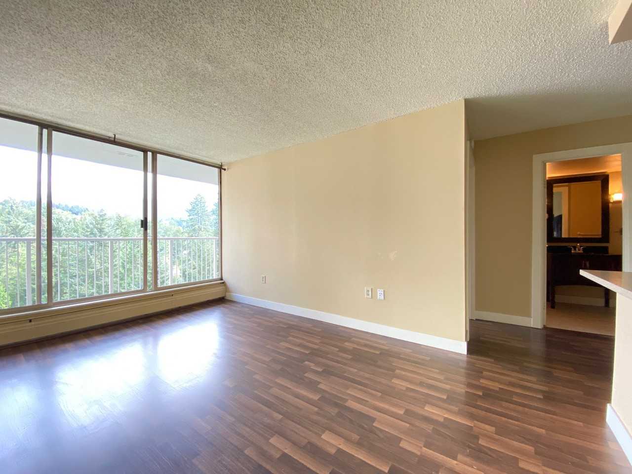 2004 Fullerton Avenue #1306 - Photo 7 of 9