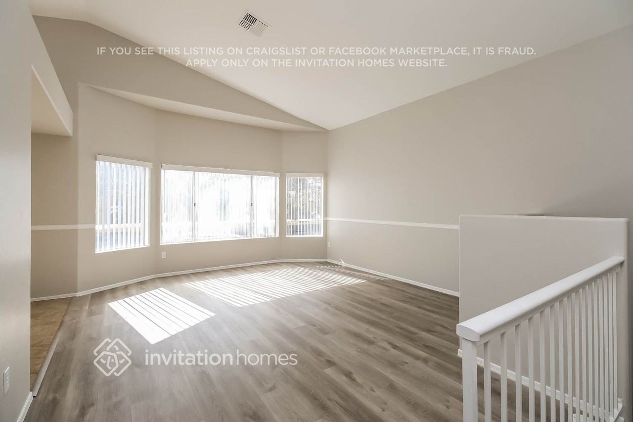 4645 E Towne Ln - Photo 3 of 16
