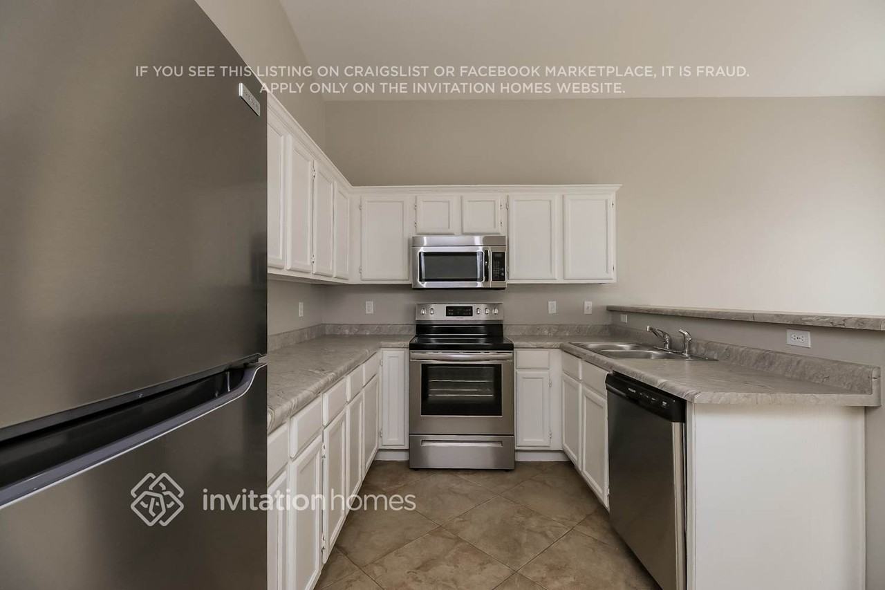 4645 E Towne Ln - Photo 6 of 16