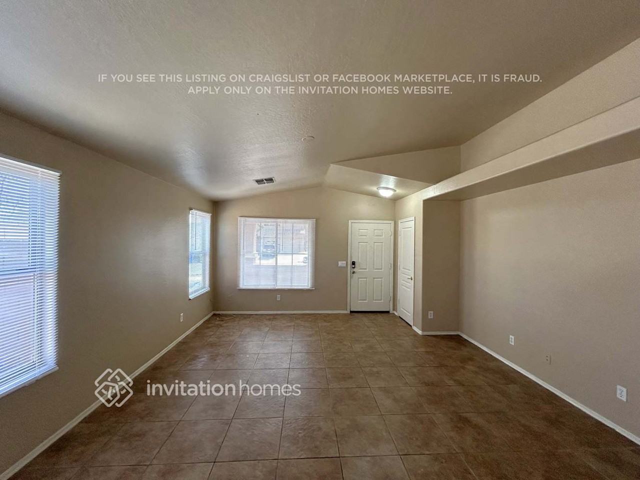 2310 W Saint Kateri Dr - Photo 2 of 17