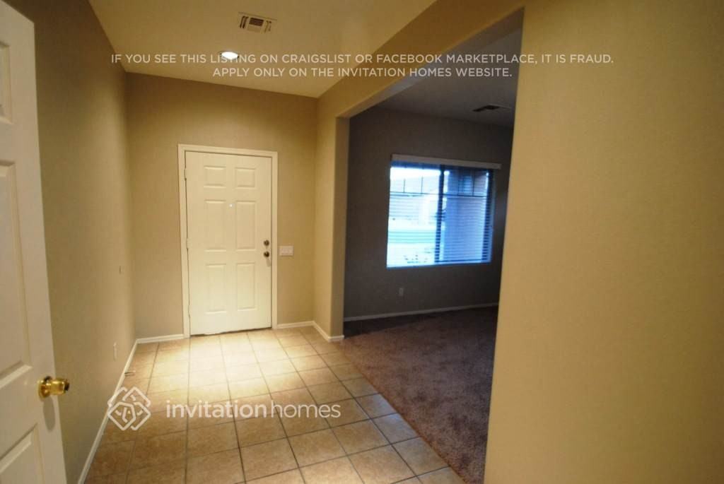 613 S 115th Dr - Photo 3 of 15