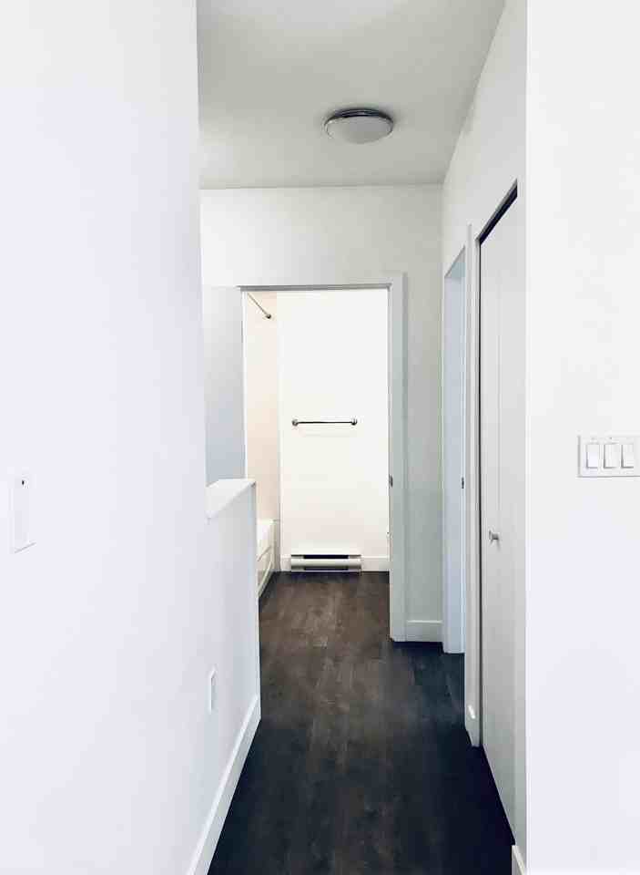 Ted's Place - Photo 6 of 10